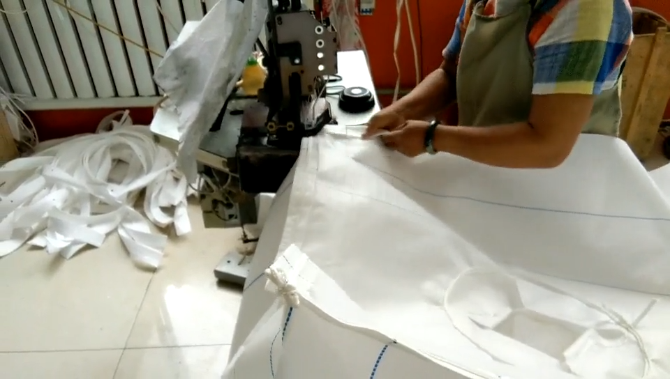 خرید عمده جامبوبگ یک تنی اوره